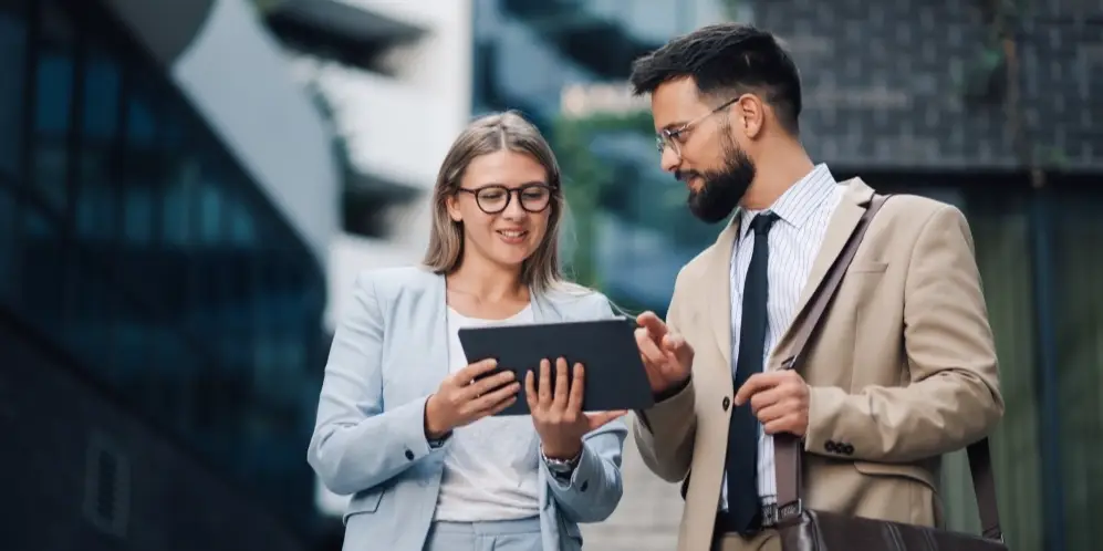 Rappresentazione visiva dell'articolo: IL FUTURO DELLA CONSULENZA: L’INNOVAZIONE COME ALLEATA